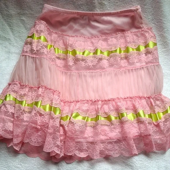 Betsey Johnson Pink and Green Lace Tulle Skirt Cottagecore Pinup Retro Kawaii - Picture 5 of 6
